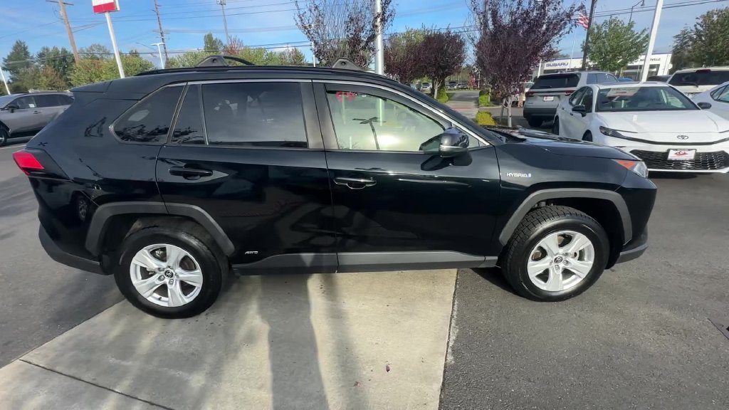 Used 2021 Toyota RAV4 XLE w/ Convenience Package AWD/4WD image 34