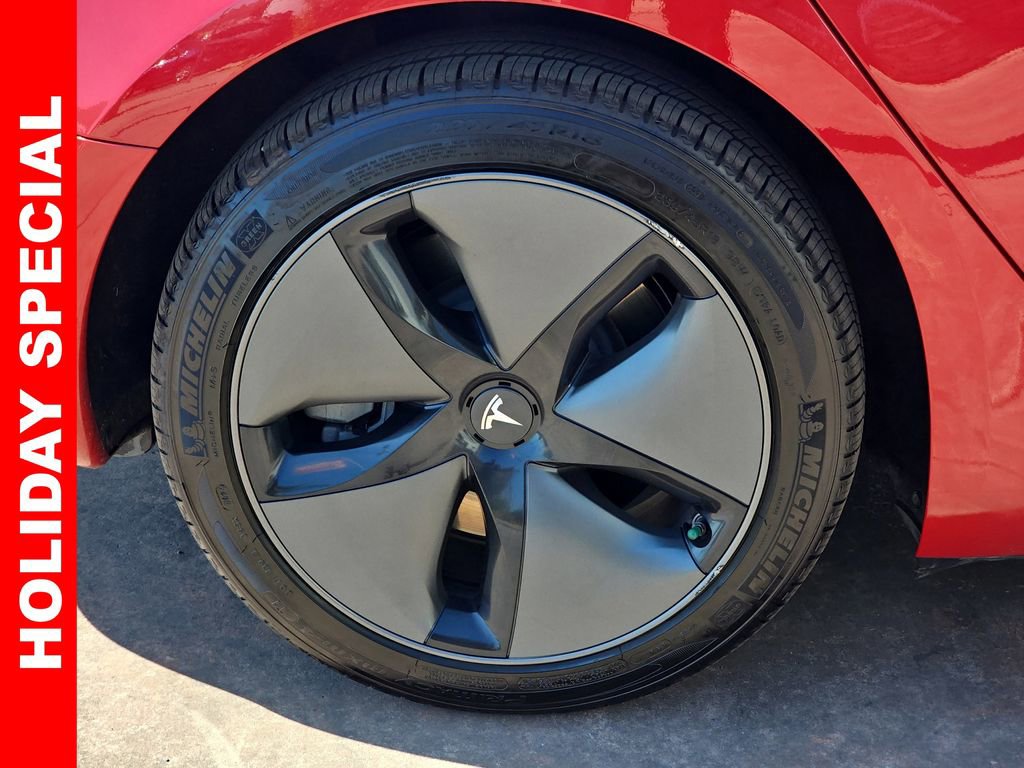 Used 2018 Tesla Model 3 Long Range image 33