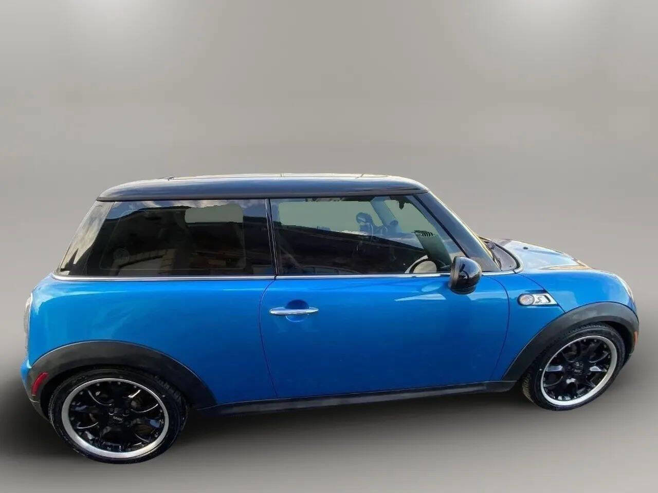 Used 2011 MINI Cooper S image 8
