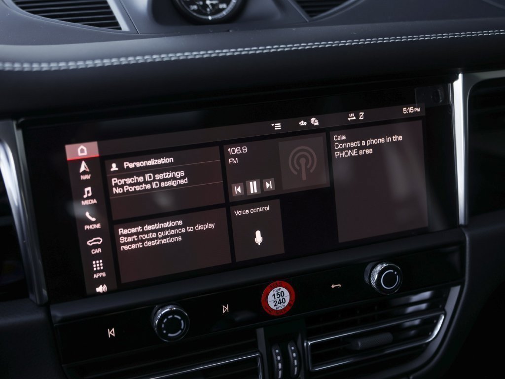 Certified 2026 Porsche Macan S AWD/4WD image 23