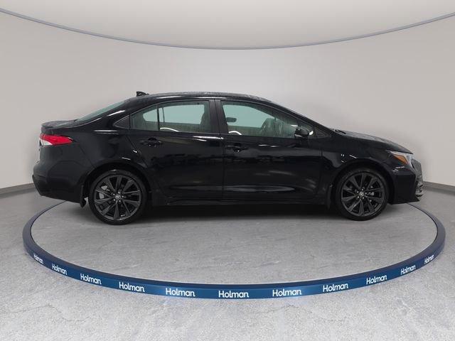 Certified 2025 Toyota Corolla SE w/ SE Premium Package image 4