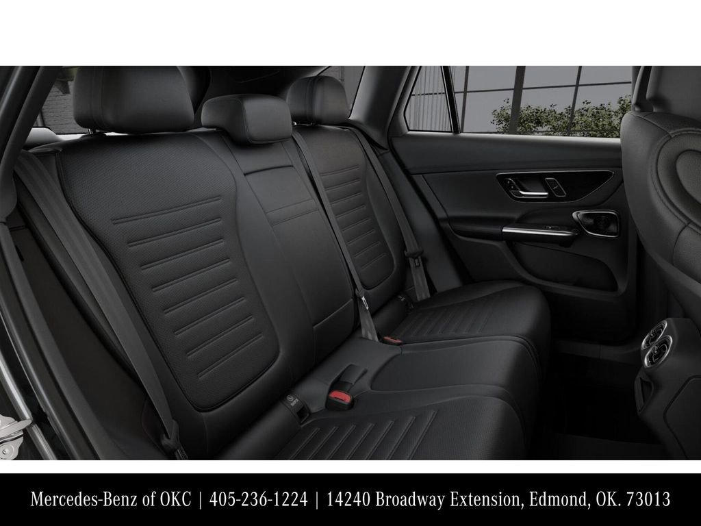 Used 2026 Mercedes-Benz GLC 300 4MATIC image 5