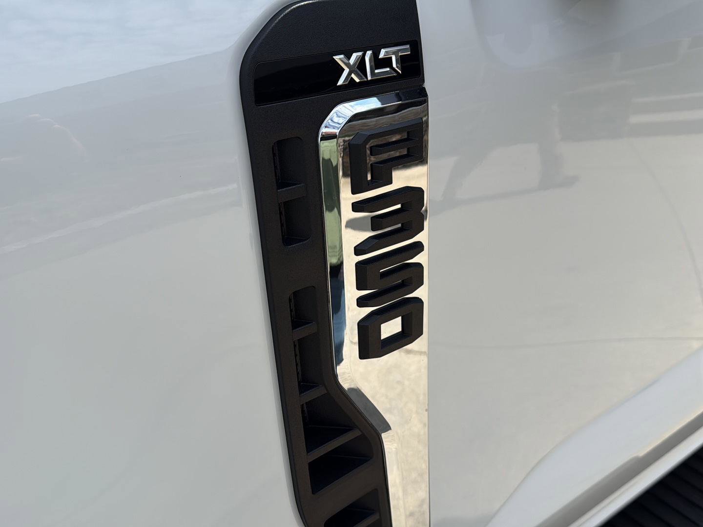 New 2026 Ford F350 XLT w/ XLT Value Package image 5