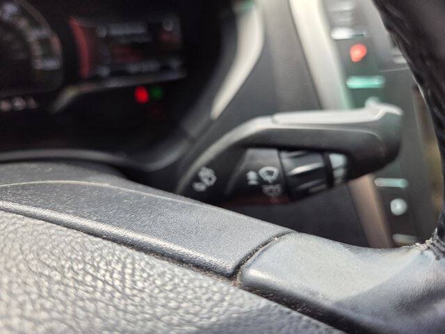Used 2015 Lincoln MKZ Hybrid w/ Equipment Group 202A Reserve FWD image 27