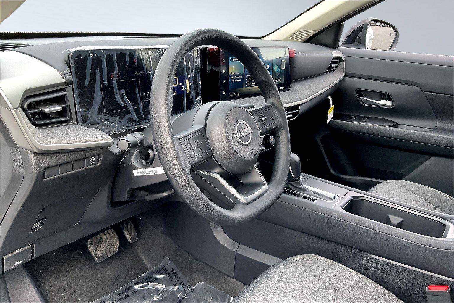 New 2026 Nissan Kicks SV w/ Cold Weather Package FWD image 7
