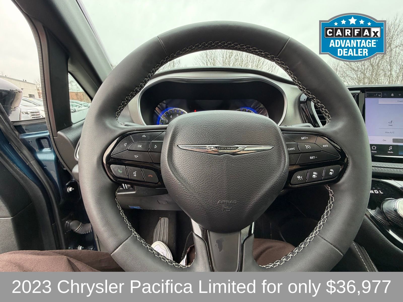 Used 2023 Chrysler Pacifica Limited w/ S Appearance Package AWD/4WD image 12