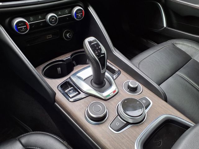 Used 2020 Alfa Romeo Giulia Ti image 26