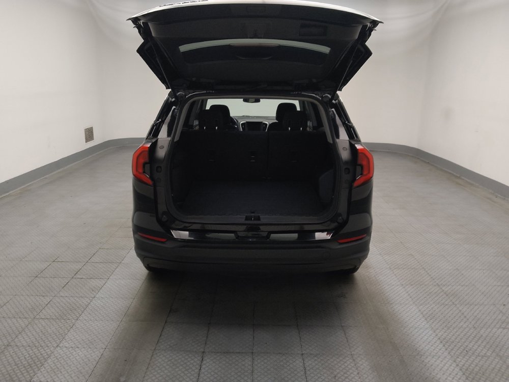 Used 2020 GMC Terrain SLE w/ Driver Convenience Package FWD image 29