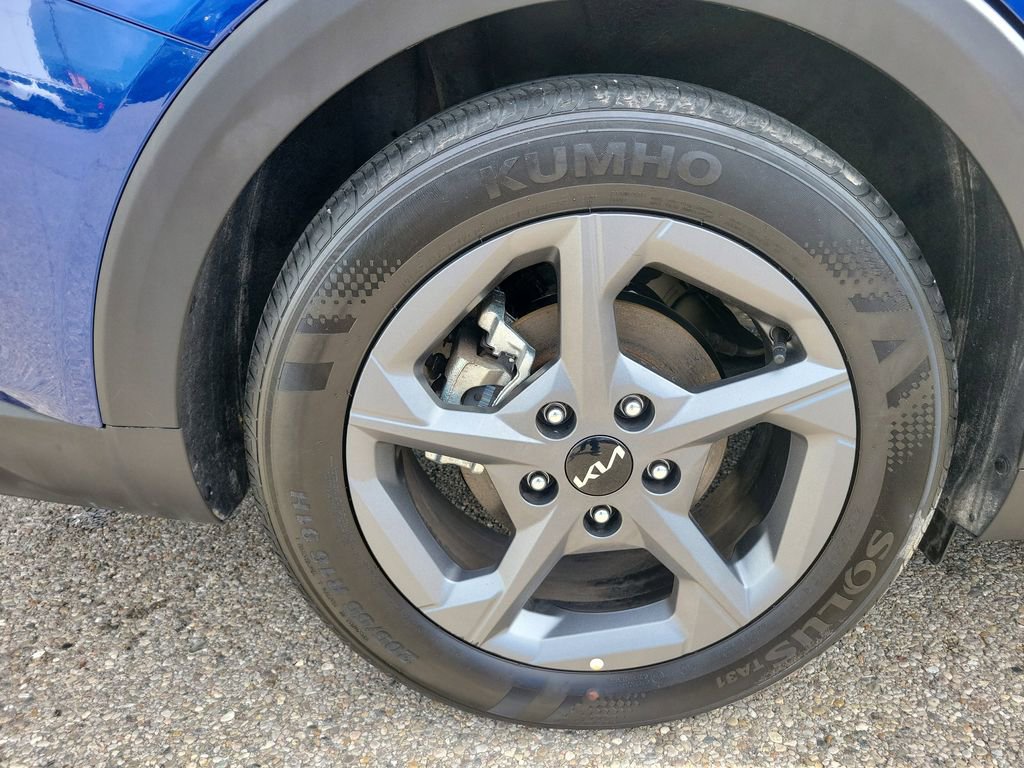 Used 2025 Kia K4 LXS image 6