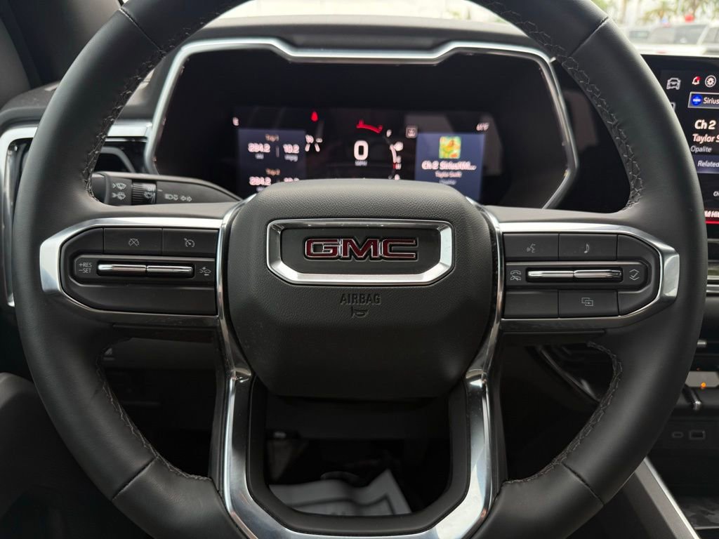 Used 2025 GMC Canyon Elevation image 23