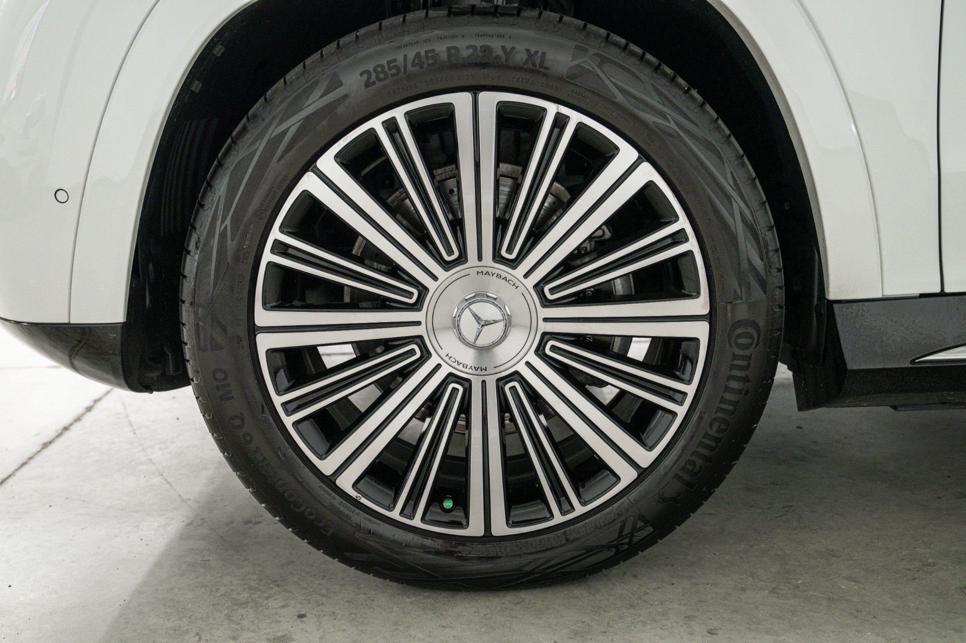Used 2026 Mercedes-Benz Maybach GLS 600 4MATIC image 9
