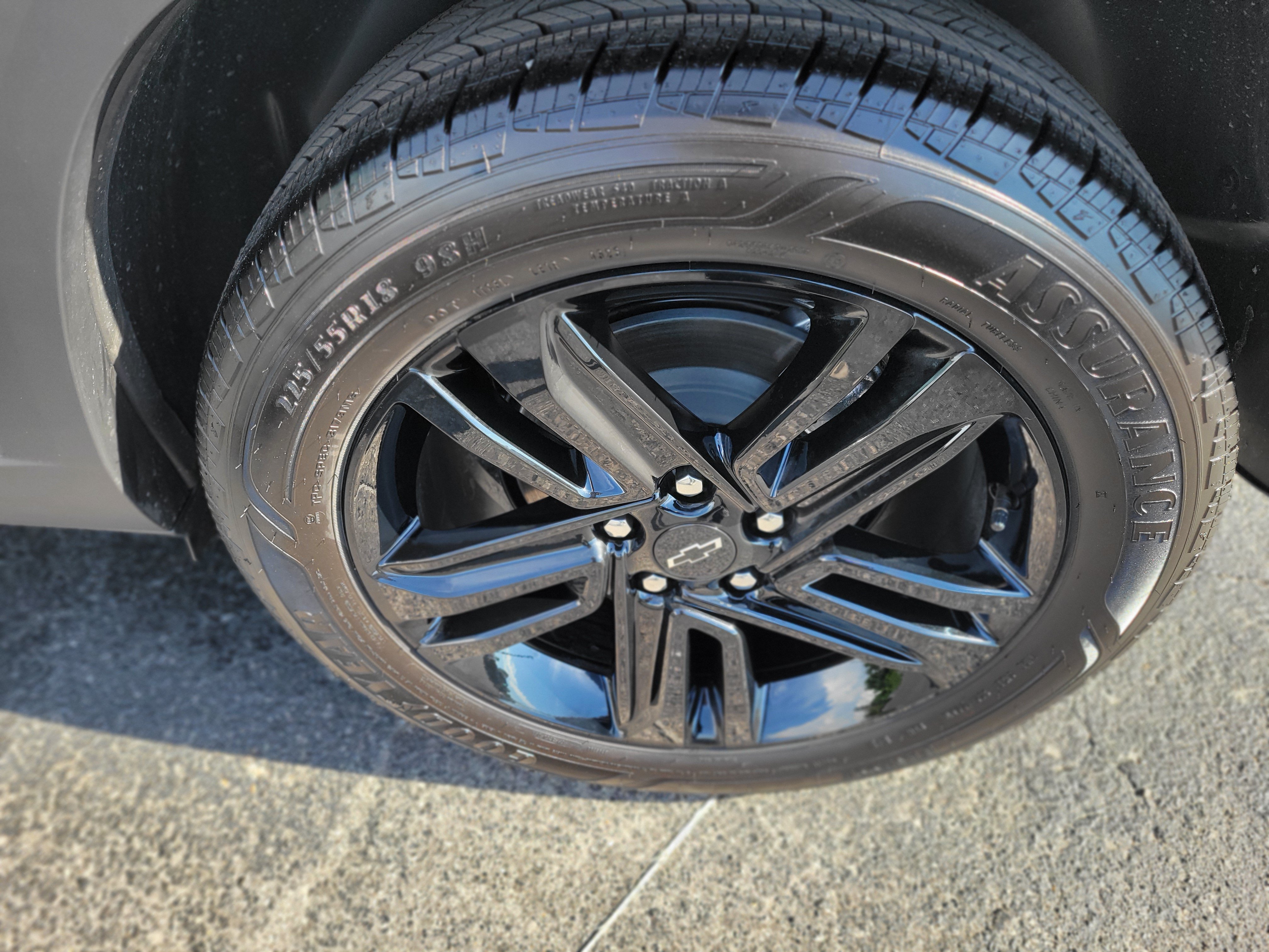 Certified 2026 Chevrolet Trax ACTIV w/ Driver Confidence Package FWD image 35