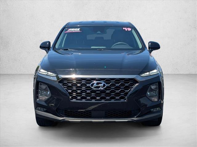 Used 2019 Hyundai Santa Fe SEL FWD image 2