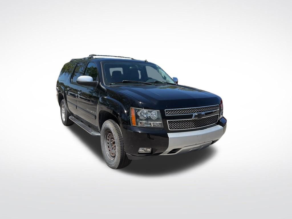 Used 2008 Chevrolet Suburban LT w/ LT Preferred Equipment Group image 2