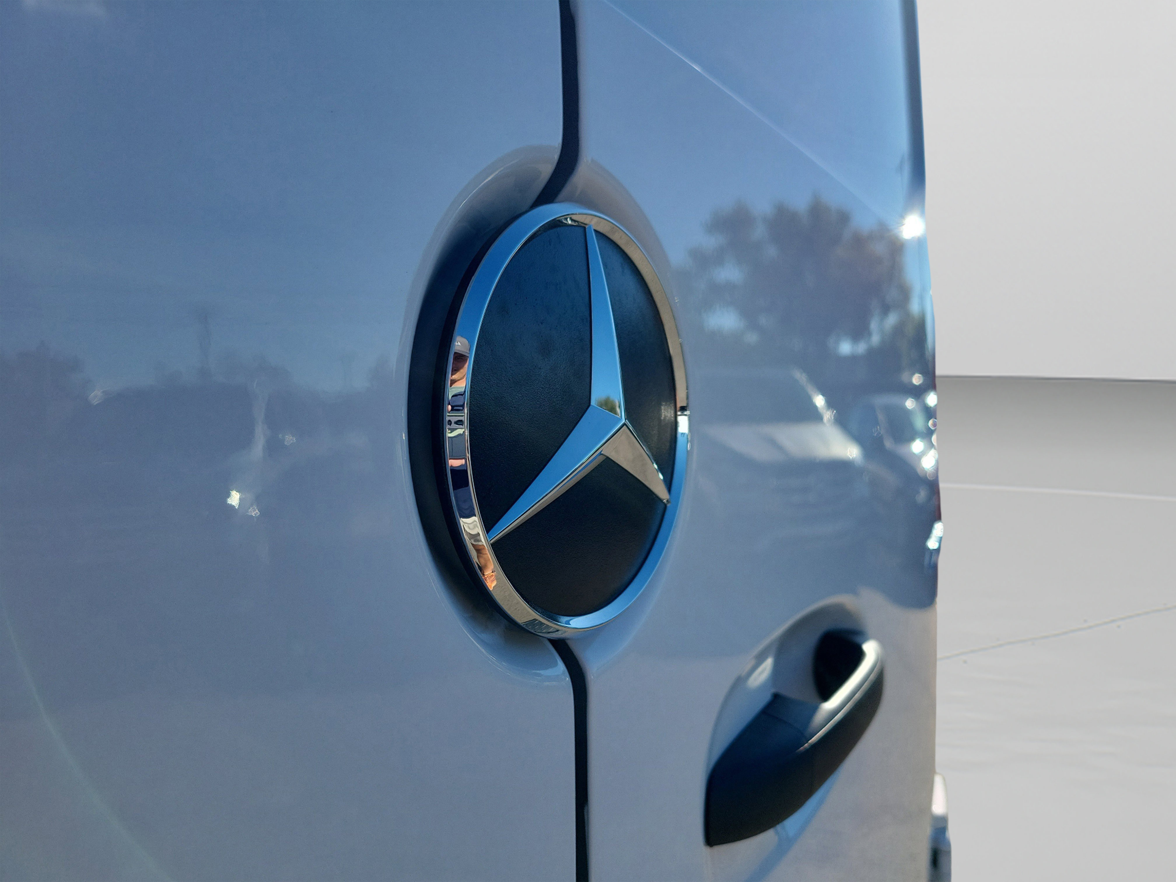 Used 2025 Mercedes-Benz Sprinter 2500 image 30