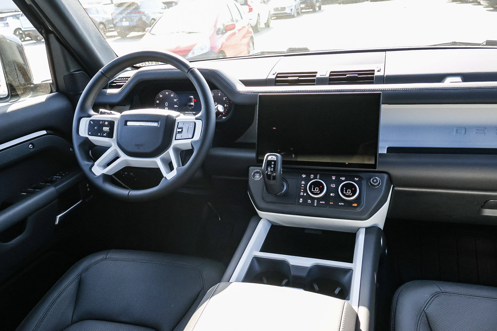 New 2026 Land Rover Defender 130 X-Dynamic SE AWD/4WD image 17