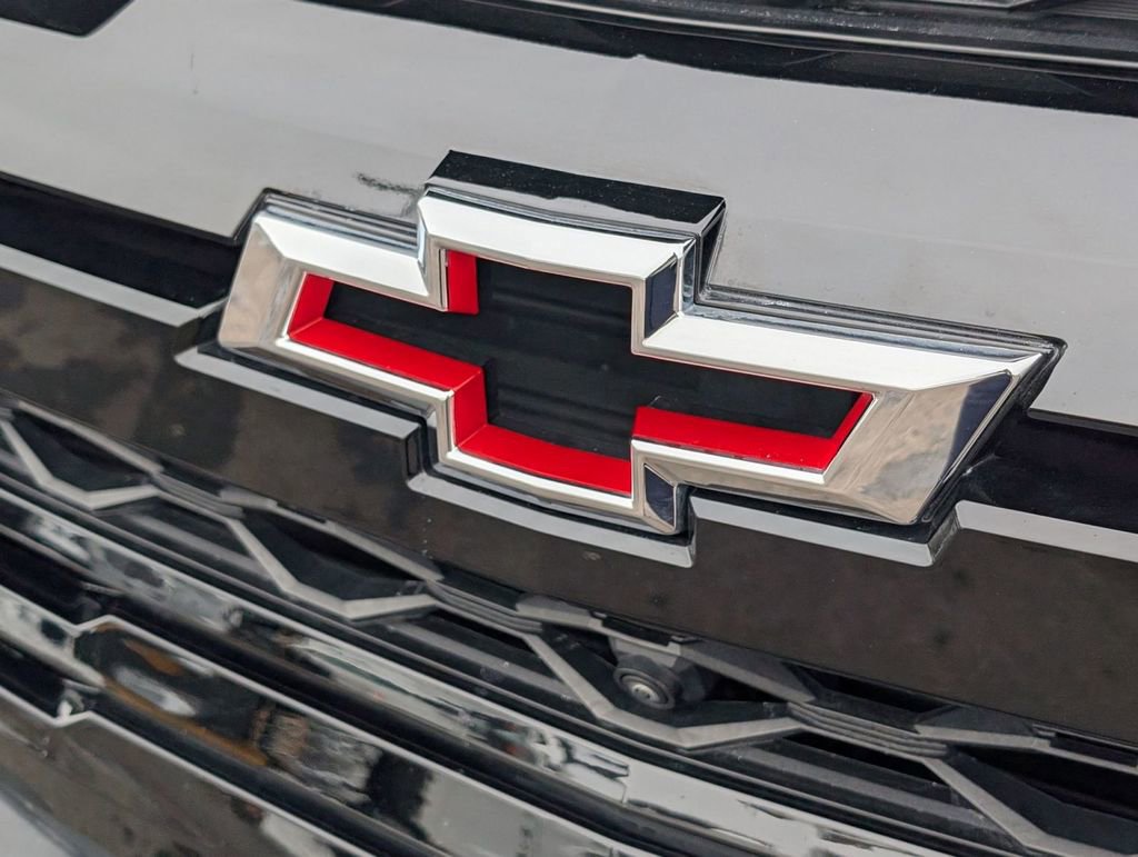 Used 2024 Chevrolet Colorado ZR2 w/ Technology Package image 12