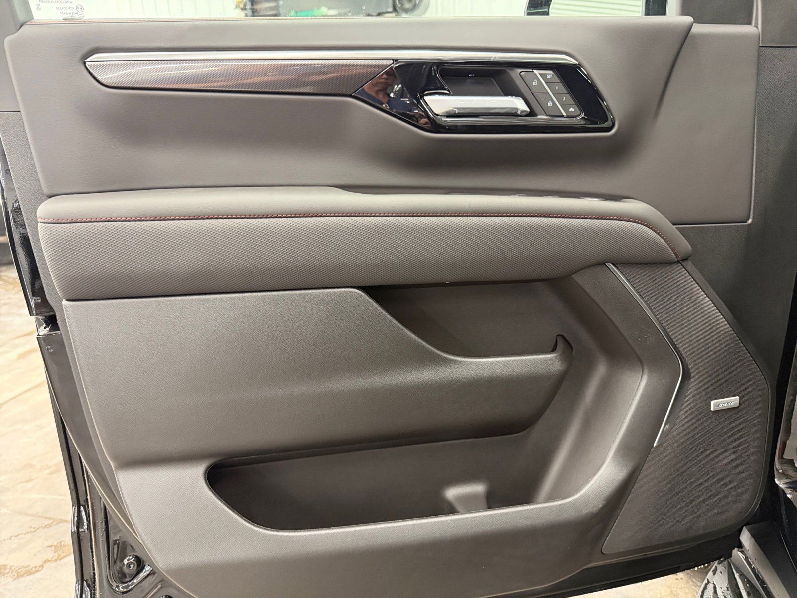 New 2026 Chevrolet Tahoe RST w/ Comfort Package AWD/4WD image 25
