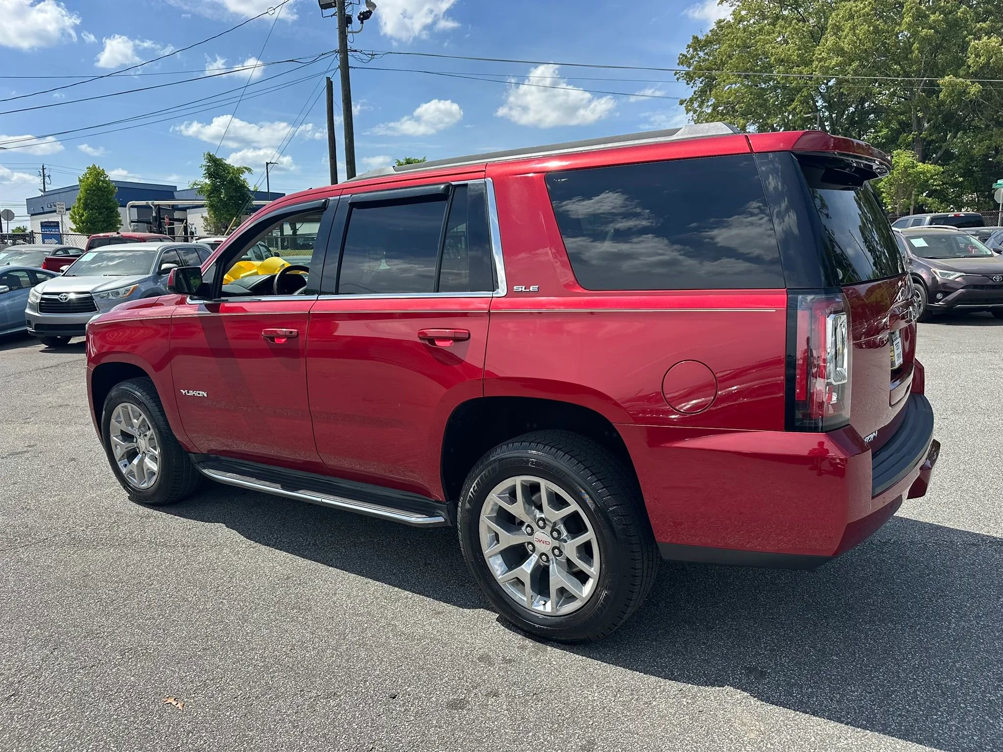 Used 2015 GMC Yukon SLE w/ Convenience Package RWD image 6