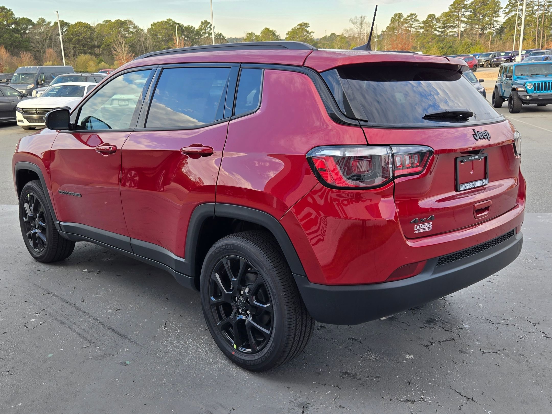 New 2026 Jeep Compass Latitude image 5