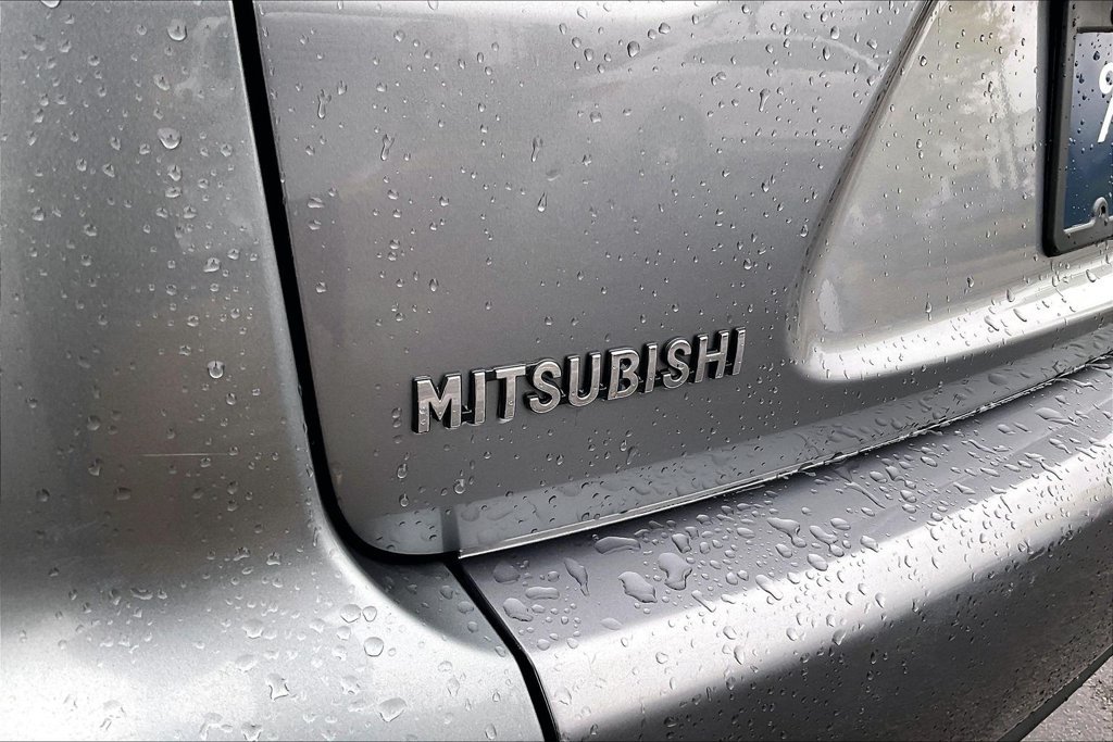 Used 2013 Mitsubishi Outlander SE AWD/4WD image 35