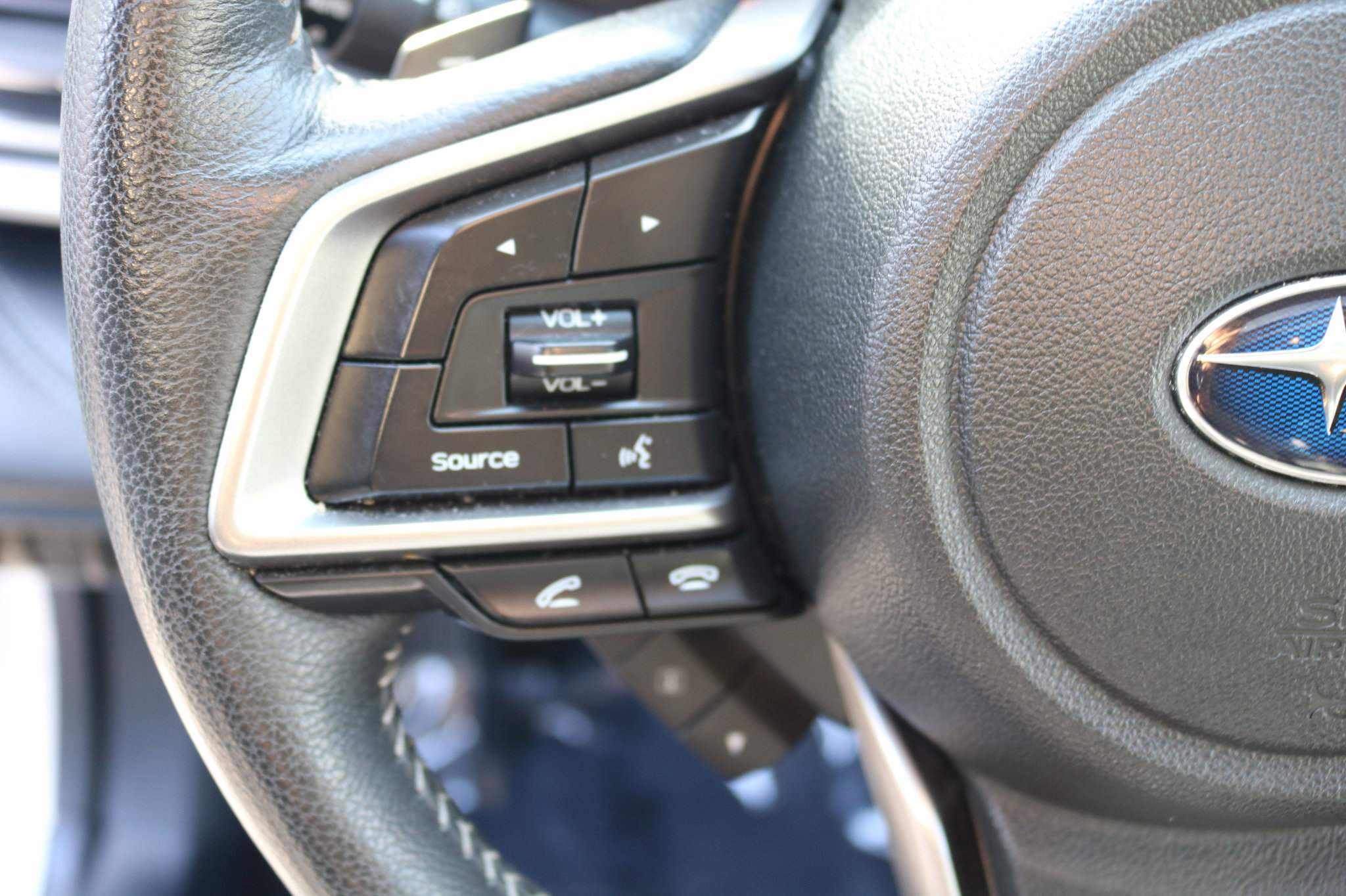 Used 2020 Subaru Outback Limited image 22