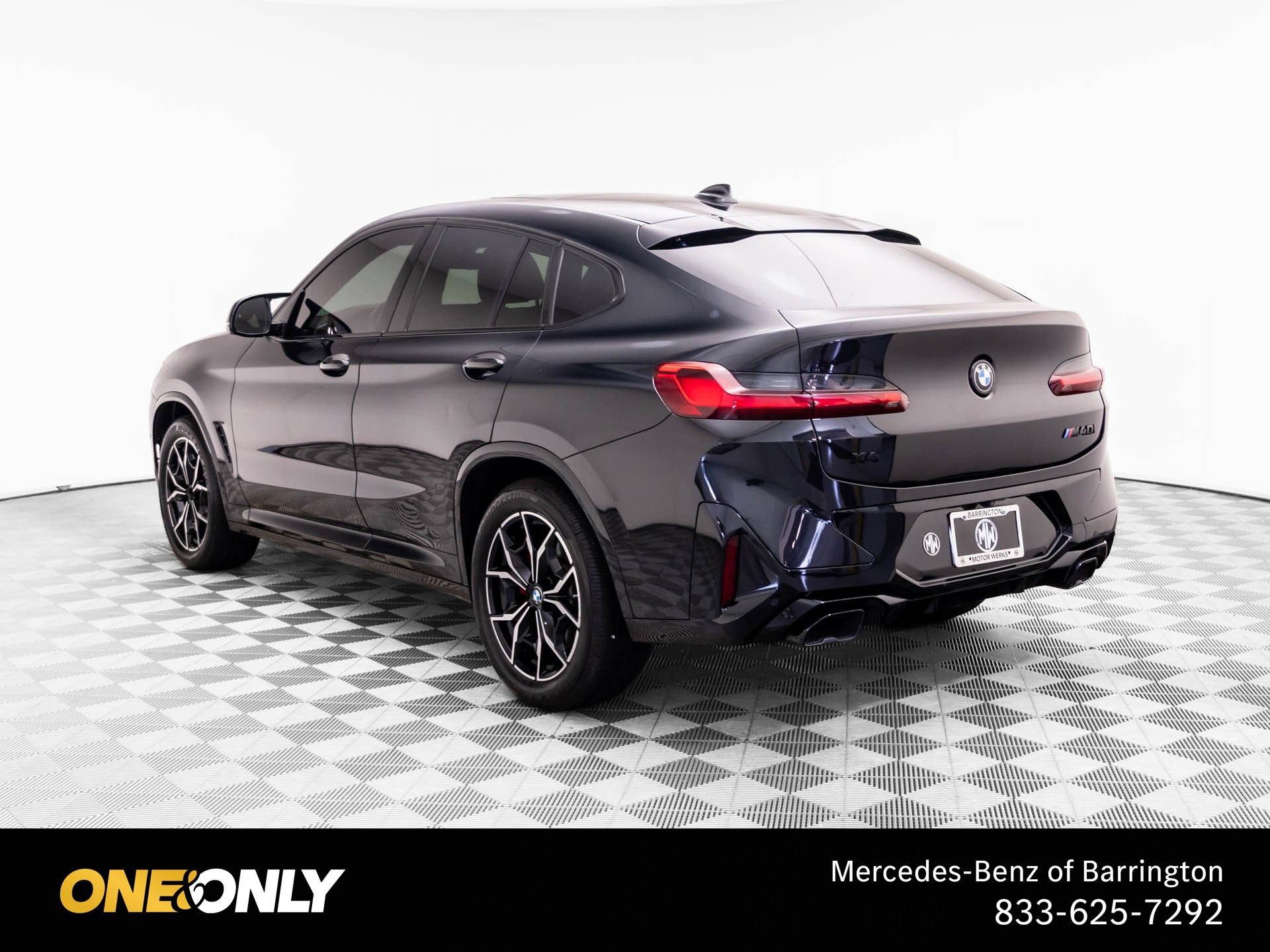 Used 2024 BMW X4 M40i AWD/4WD image 3