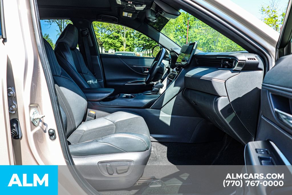 Used 2022 Toyota Venza Limited AWD/4WD image 21