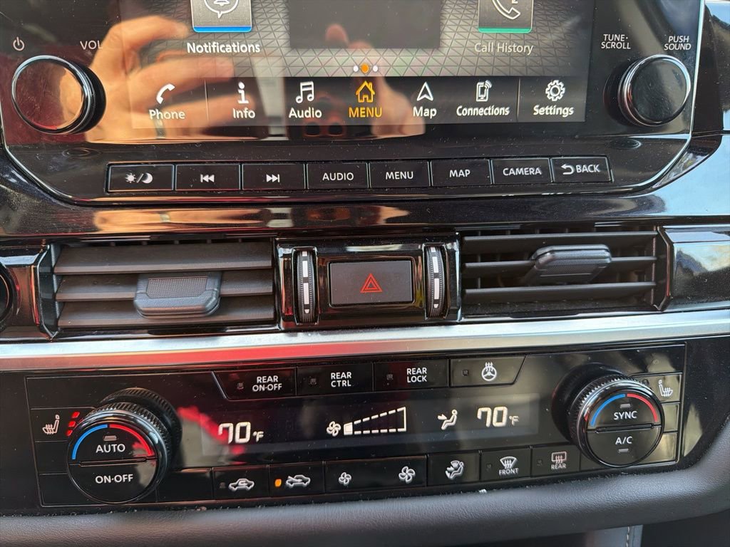 Used 2025 Nissan Pathfinder SL image 25