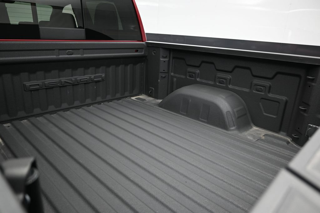 Used 2024 GMC Sierra 1500 Denali w/ Technology Package AWD/4WD image 26