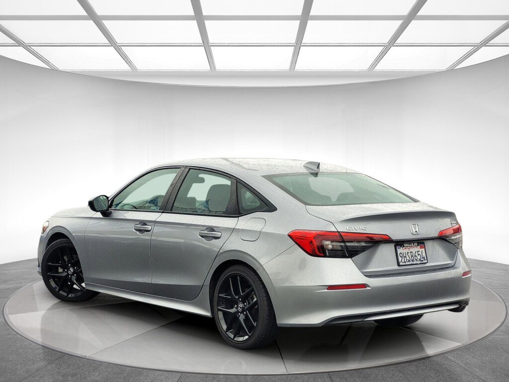 Certified 2024 Honda Civic Sport image 5