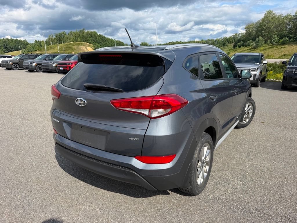 Used 2017 Hyundai Tucson SE w/ SE Popular Package 02 AWD/4WD image 3