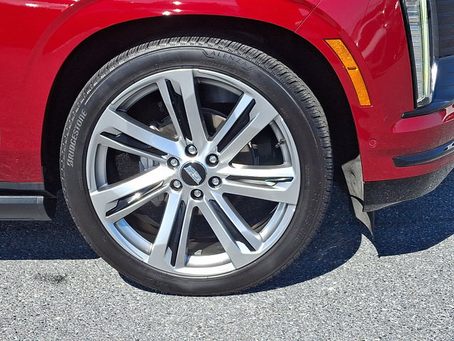 Certified 2026 Cadillac Escalade Platinum Sport AWD/4WD image 8
