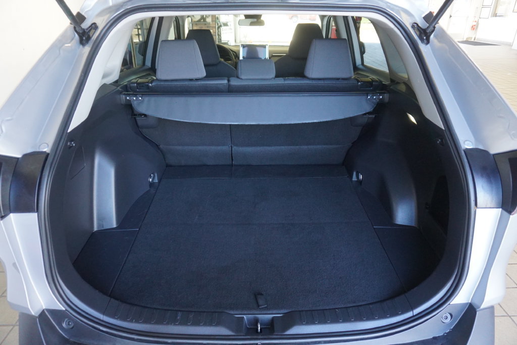 Certified 2025 Toyota RAV4 XLE AWD/4WD image 16