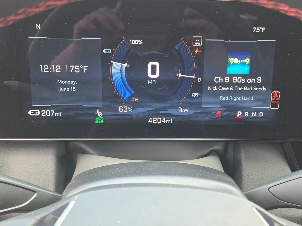 Used 2025 Chevrolet Equinox EV RS FWD image 35