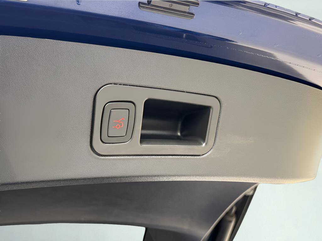 Used 2020 Tesla Model S Performance image 25