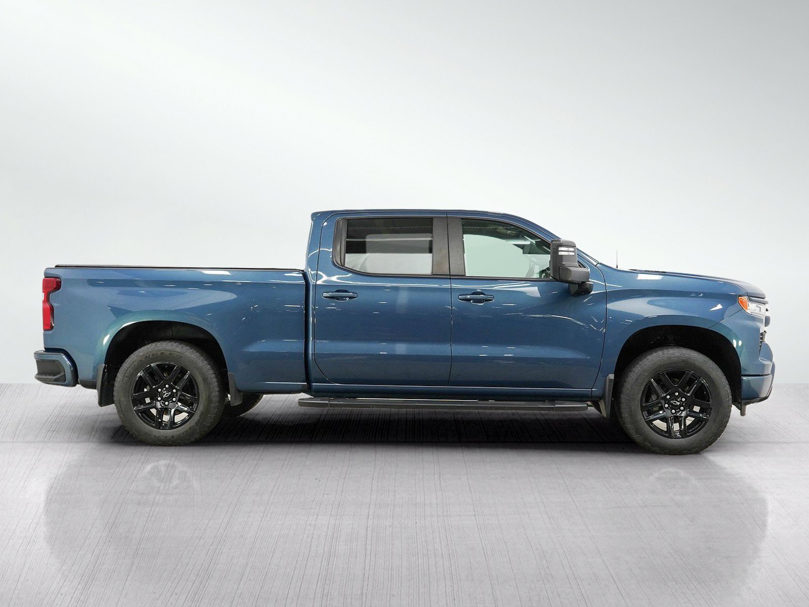 Used 2024 Chevrolet Silverado 1500 RST w/ Convenience Package II AWD/4WD image 6