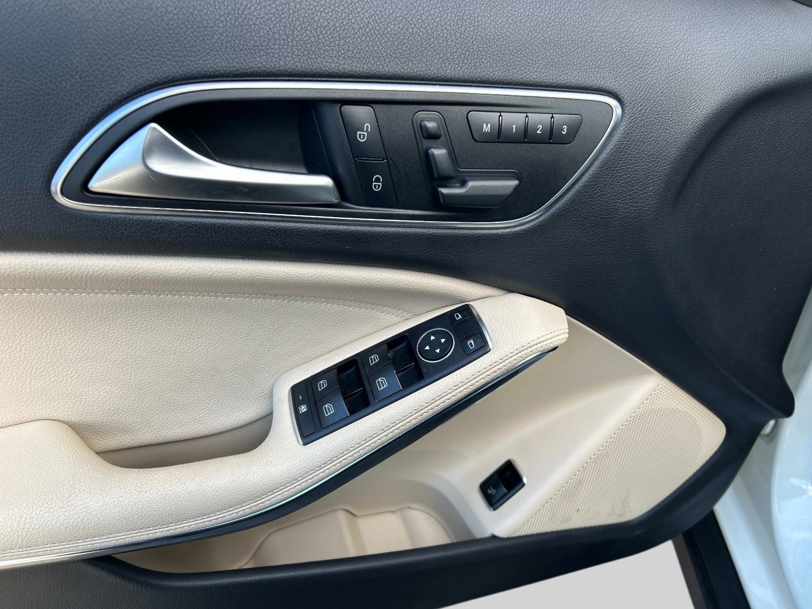 Used 2017 Mercedes-Benz GLA 250 GLA 250 4MATIC SUV AWD image 19