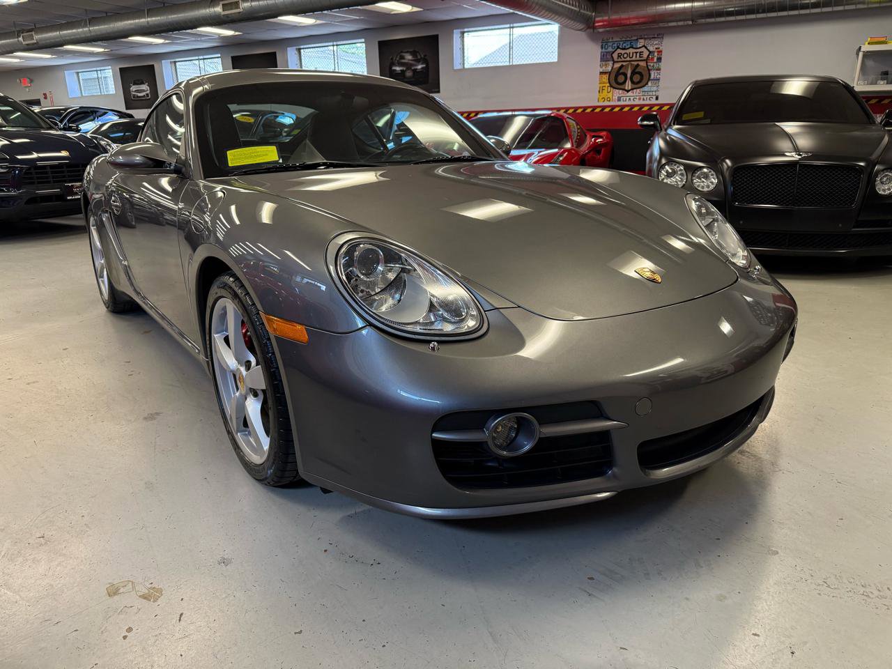 Used 2007 Porsche Cayman S RWD image 8