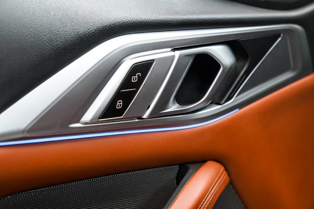 Used 2025 BMW M4 Competition RWD image 38