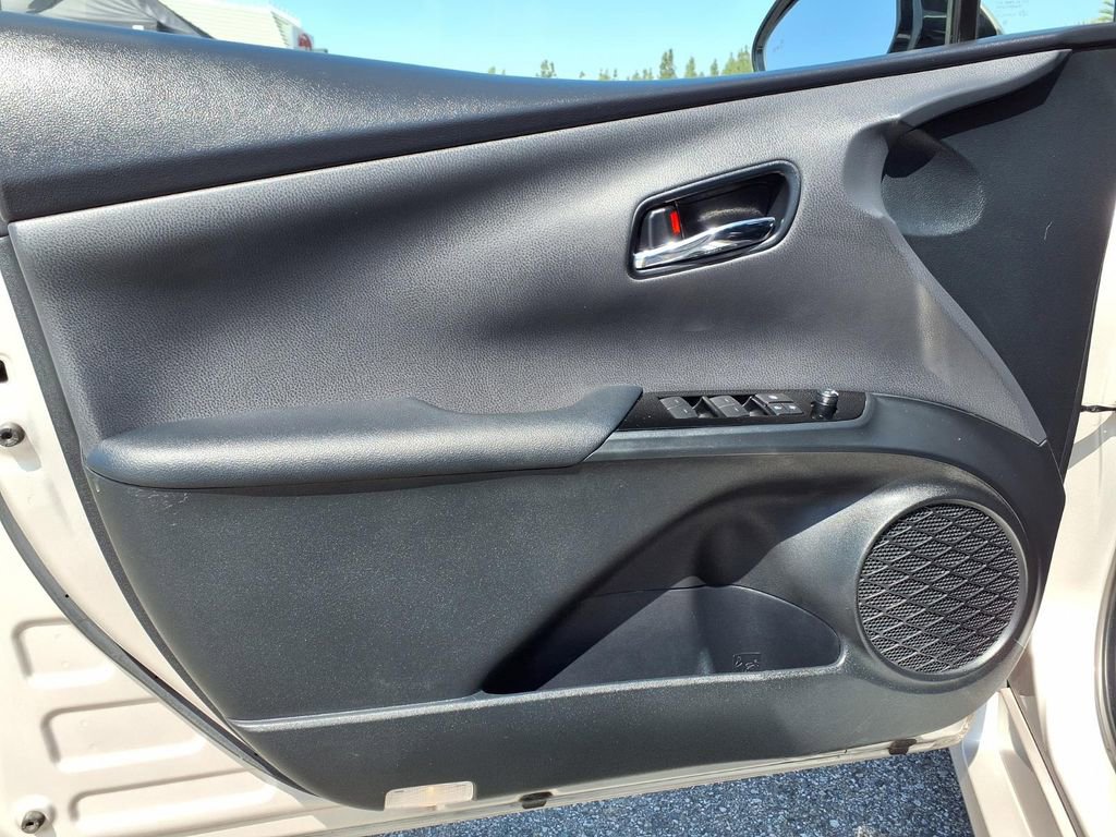 Used 2019 Toyota Prius Prime Advanced image 22