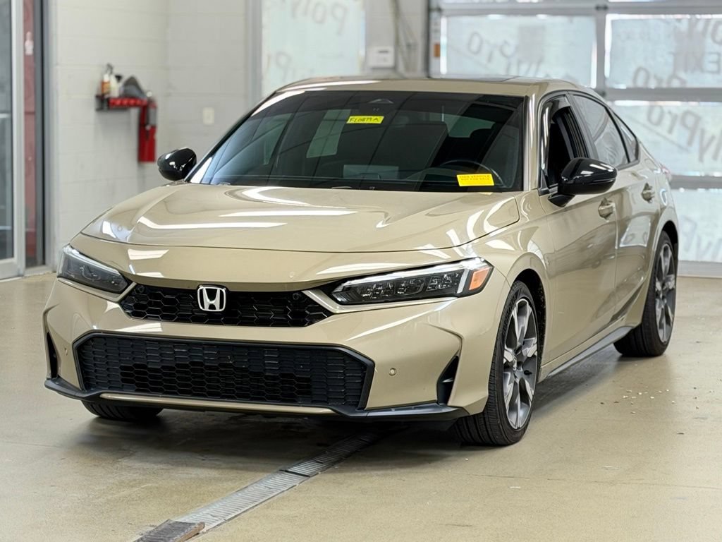 Used 2025 Honda Civic Sport Touring image 3