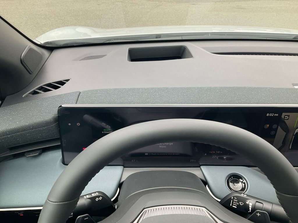 New 2026 Nissan Leaf Platinum+ w/ Cargo Package (Platinum+) image 25