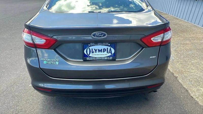 Used 2016 Ford Fusion Energi SE FWD image 11