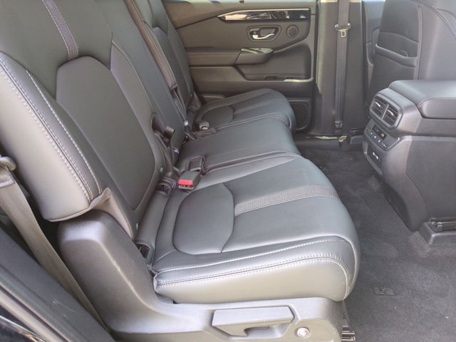 Used 2023 Honda Pilot Touring image 23