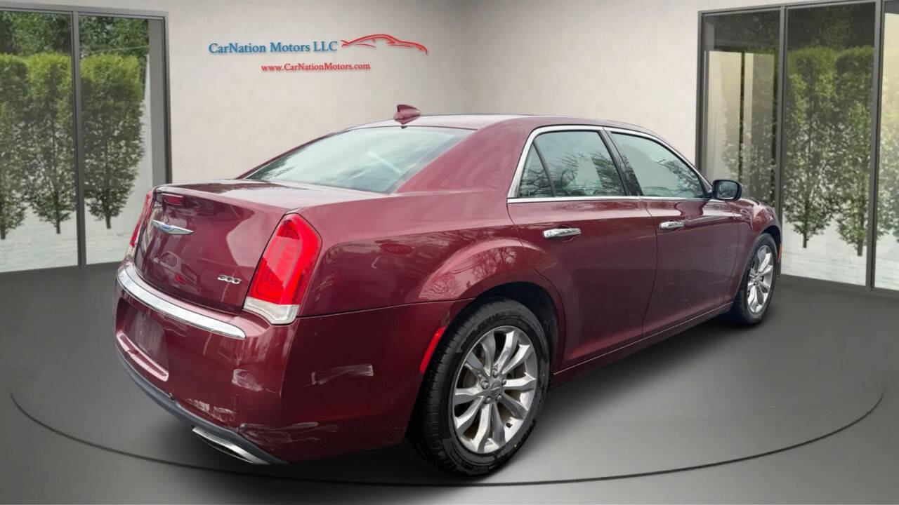 Used 2018 Chrysler 300 Limited image 6