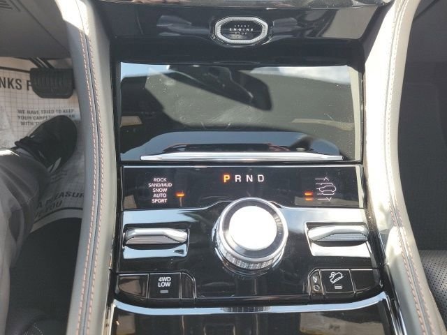 New 2026 Jeep Grand Cherokee L Summit AWD/4WD image 9