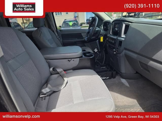 Used 2009 Dodge Ram 2500 Truck SLT w/ Popular Equipment Group AWD/4WD image 11
