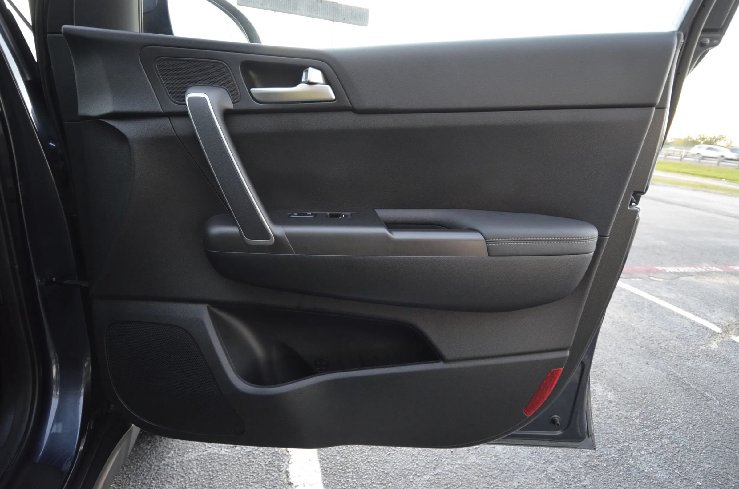 Used 2020 Kia Sportage LX AWD/4WD image 48