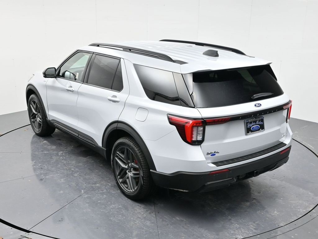New 2026 Ford Explorer ST-Line w/ ST-Line Street Pack image 44